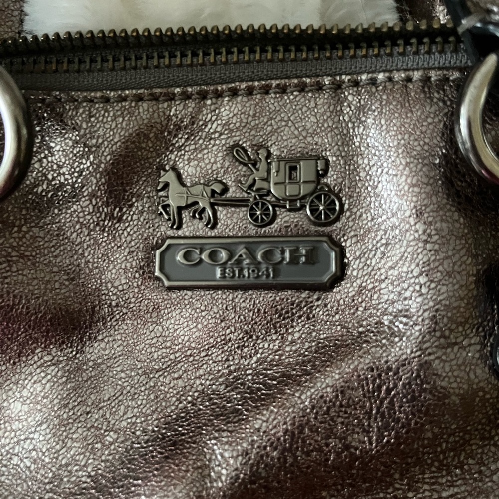 Coach Tote - Picture 4 of 6